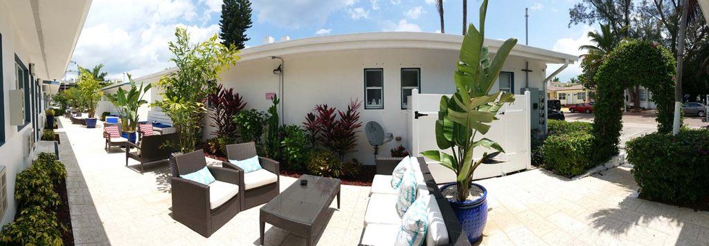 Hollywood Beach Suites And Hotel Exterior photo